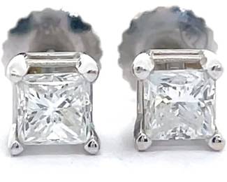 Fine Quality! 0.50 Carat Natural Diamond Princess Solitaire Stud Earrings in 18k White Gold