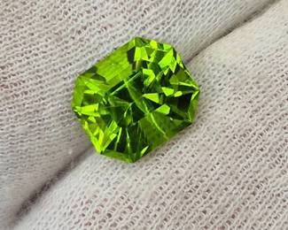 6.48 Carat Natural Peridot