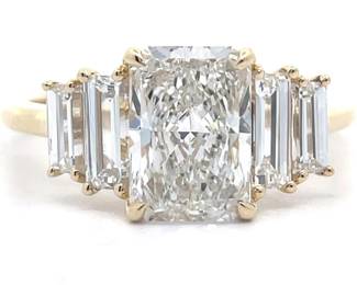 3 Carat Diamond Radiant & Baguette Cut Tiered Ring in 14k Yellow Gold w/ IGI Report