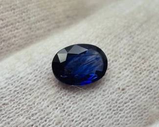 1.06 Carat Natural Blue Sapphire