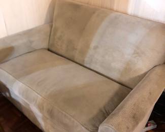 Loveseat hide-a-bed