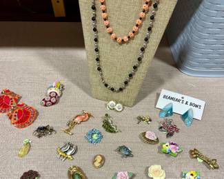 VINTAGE BROOCHES-BILLIE BEADS, HATTIE CARNEGIE HERON UNSIGNED, SHIELDS PEWTER CARDINAL , DENTON CHINA PORCELAIN, MORE!