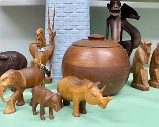 HAND CARVED ANIMAL FIGURINES