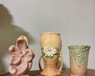 HULL ART & GONDER POTTERY