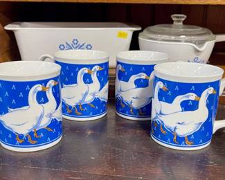 VINTAGE GOOSE CUPS