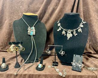 NATIVE AMERICAN JEWELRY-VINTAGE STERLING SILVER & TURQUOISE MUD MAD BOLO, FRED HARVEY ERA BRACELET, STERLING SILVER INDIAN CHIEF RING, STERLING INLAID RING, STERLING TEXAS EARRINGS