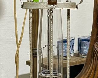 ANTIQUE ALADDIN KEROSENE OIL LAMP