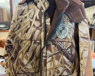 KOBUK AUTHENTIC CAMO JACKET-SIZE LARGE