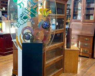 CONTEMPORARY ABSTRACT ART GLASS SCULPTURE ON BASE WITH ATTACHED HAND BLOWN GLASS ORBS……OH, AND IT LIGHTS UP! TOTAL HEIGHT 72”
