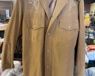 VINTAGE PEARL SNAP DESIGN FASHION SHIRT BY EMPRESS SIZE 42