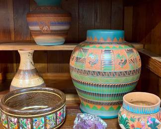 NATIVE AMERICAN SIGNED POTTERY BY DONNA PACHECO AND BERNAL BENNETT, NAVAJO HORSEHAIR POTTERY, SEGMENTED BOWL WITH STONE INLAY SIGNED