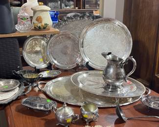 NICE HEAVY SILVER PLATE-REED & BARTEN