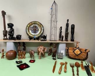 HAND CARVED AFRICAN ART