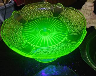 Uranium glass
