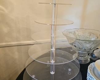Multi tier plastic serving/display 