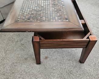 Lift coffee table with tile