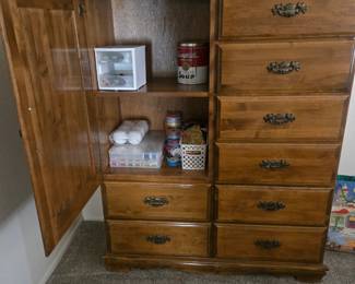 Gentleman's chest