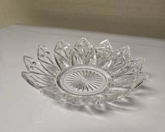 Crystal dish 