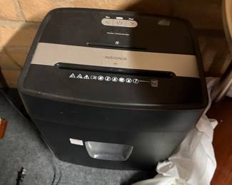 Paper and cd shredder