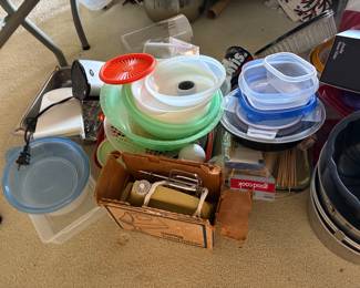 Tupperware 