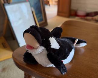 Ty beanie baby fin shamu orca plush stuffed animal
