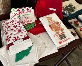 Christmas linens!