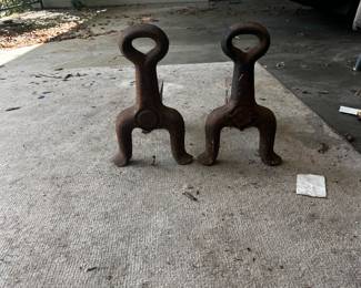 Small keyhole andirons