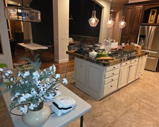 Kitchenware 