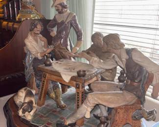 Card Players Figurine Side View