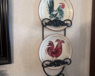 Rooster Plates On Wall Rack