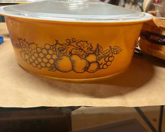 Pyrex Round Casserole