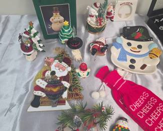VTG Christmas Decor