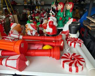 Candy cane and lamp posts blowmolds