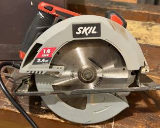 Skil Saw With Metal Case