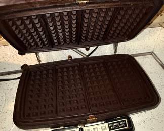 General Electric G44T Automatic Grill and Waffle Baker