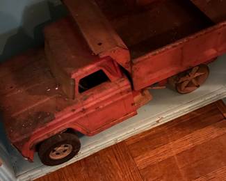 Vintage Structo Hydraulic Dump Truck