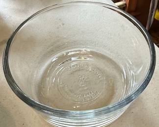 Anchor Hocking Fire-King 2-Cup Mixing Bowl with Pouring Spout