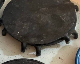Vintage Cast Iron Comal / Griddle Plate