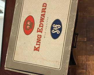 Vintage King Edward Invincible Deluxe Cigar Box - Swisher & Son
