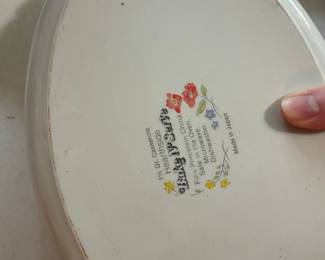 Andrea by Sadek Country Flowers 1.5 Quart Casserole