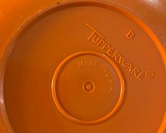 Vintage Tupperware Harvest Gold Bowl with Lid #270-2
