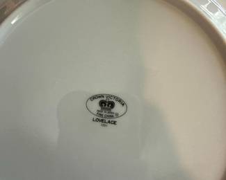 Crown Victoria 'Lovelace' Pattern Dinner Plates set of 8