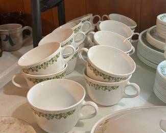 Corelle Crazy Daisy Spring Blossom Green Dinnerware