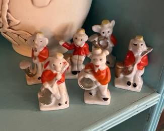 Vintage Occupied Japan Porcelain Mouse Band Figurines