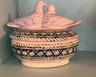 Vintage Love Birds Trinket Box with Basketweave Detail