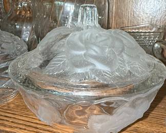 Studio Nova Winter Rose Frosted Glass Candy Dish