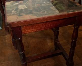 Vintage English Tavern Scene Nesting Tables
