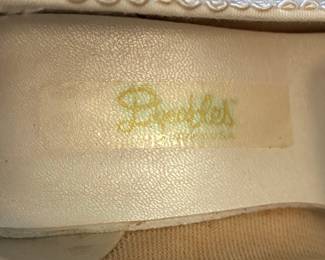 Peebles Vintage Cream Jacquard Bow Pumps