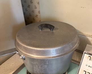Adcraft Vintage Aluminum Saucepan with Pour Spout
