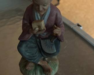 ARCO Asian Woman Figurine #1431